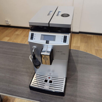 Кофемашина Saeco Lirika Plus RI9841/01 БУ — изображение 2