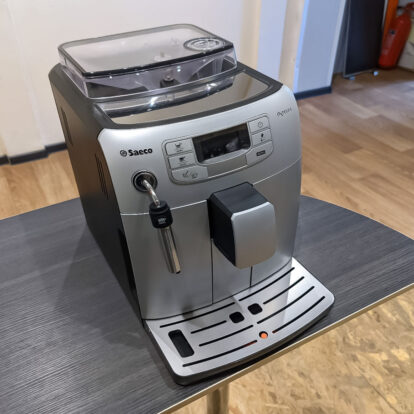Кофемашина Saeco Intelia Class HD8752 БУ