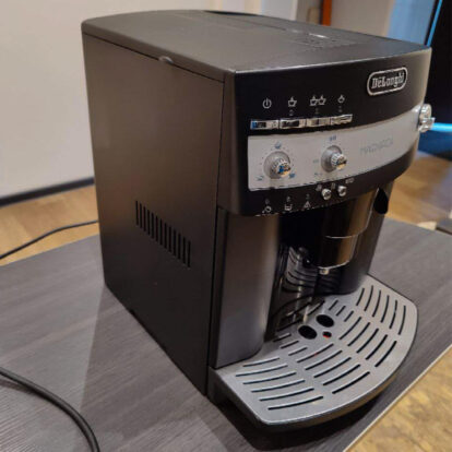 Кофемашина Delonghi Magnifica ESAM 3000 B БУ — изображение 6