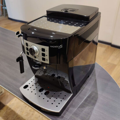 Кофемашина Delonghi Magnifica S ECAM 22.110 B БУ — изображение 3