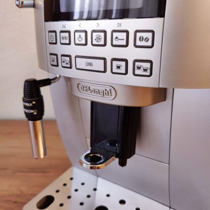 Кофемашина Delonghi Magnifica S Plus ECAM 22.323 S БУ — изображение 4