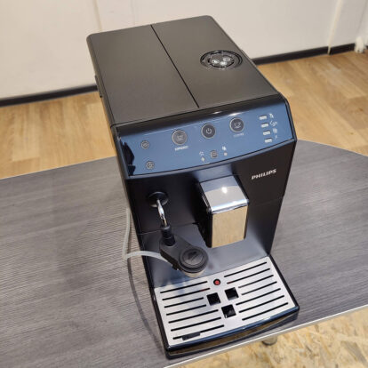 Кофемашина Philips Series 3000 HD8822 с капучинатором БУ