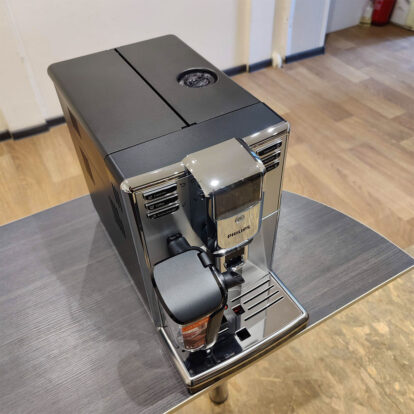 Кофемашина Philips Series 5000 LatteGo EP5333/10 БУ
