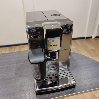 Кофемашина Philips Series 5000 LatteGo EP5334 БУ