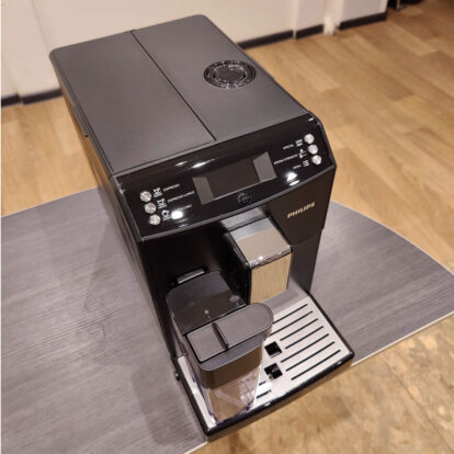 Кофемашина Philips Series 3100 EP3559/00 БУ — изображение 3