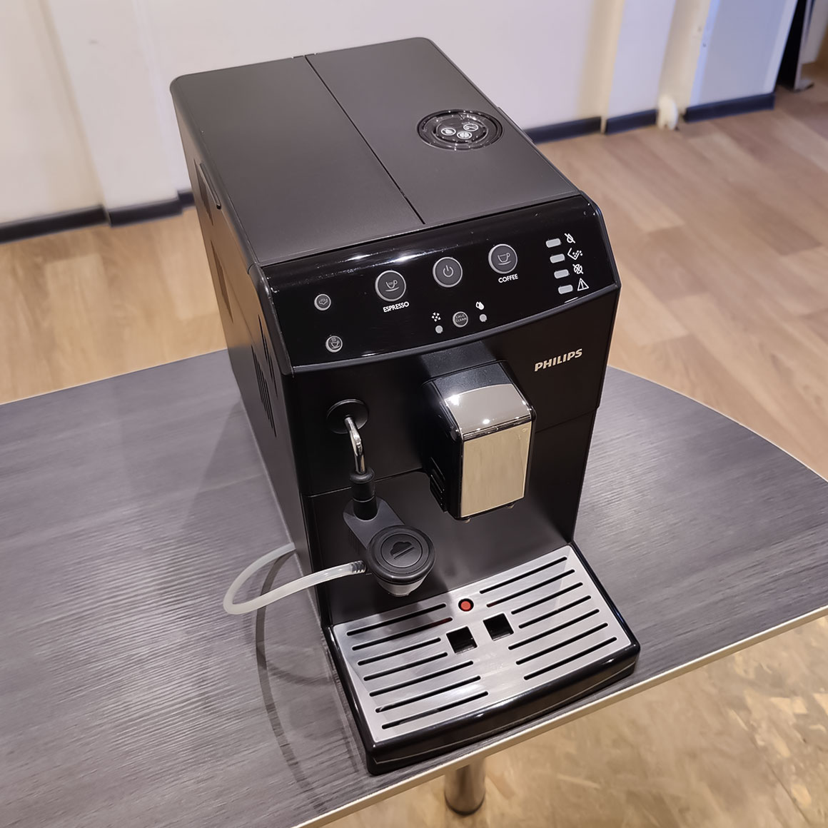 Кофемашина Philips Series 3000 HD8822 с капучинатором БУ — изображение 4