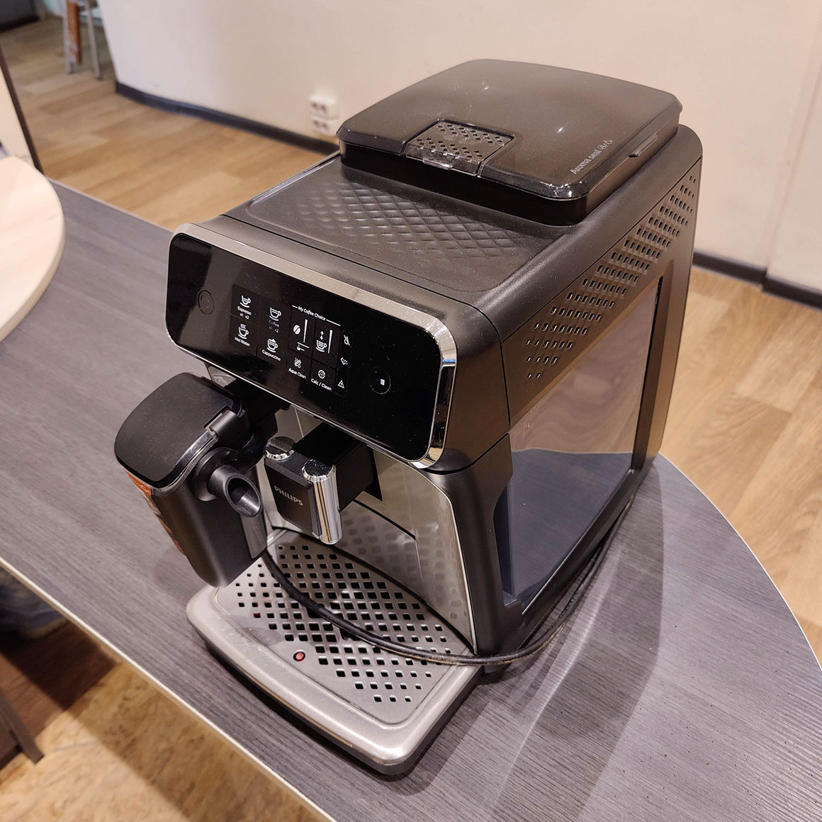 Кофемашина Philips Series 2200 LatteGo EP2235/40 БУ — изображение 5