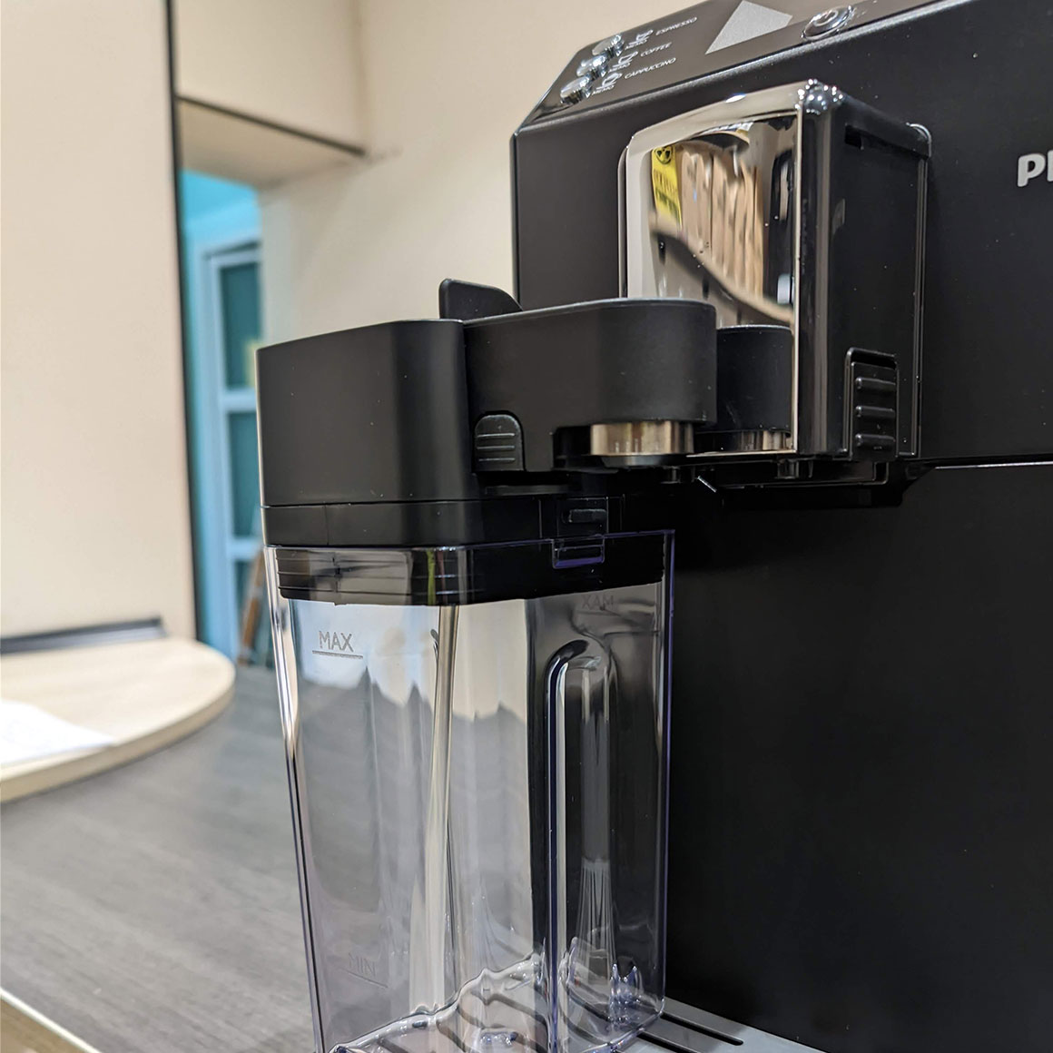 Кофемашина Philips Series 3100 EP3559/00 БУ — изображение 5