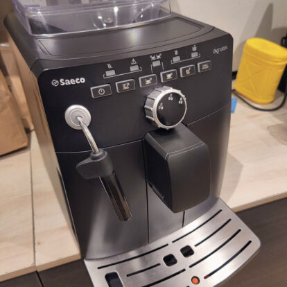 Кофемашина Saeco Intuita Black HD8750/09 БУ