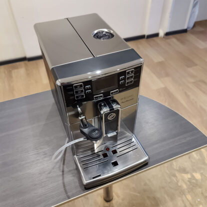 Кофемашина Saeco PicoBaristo HD8924 БУ