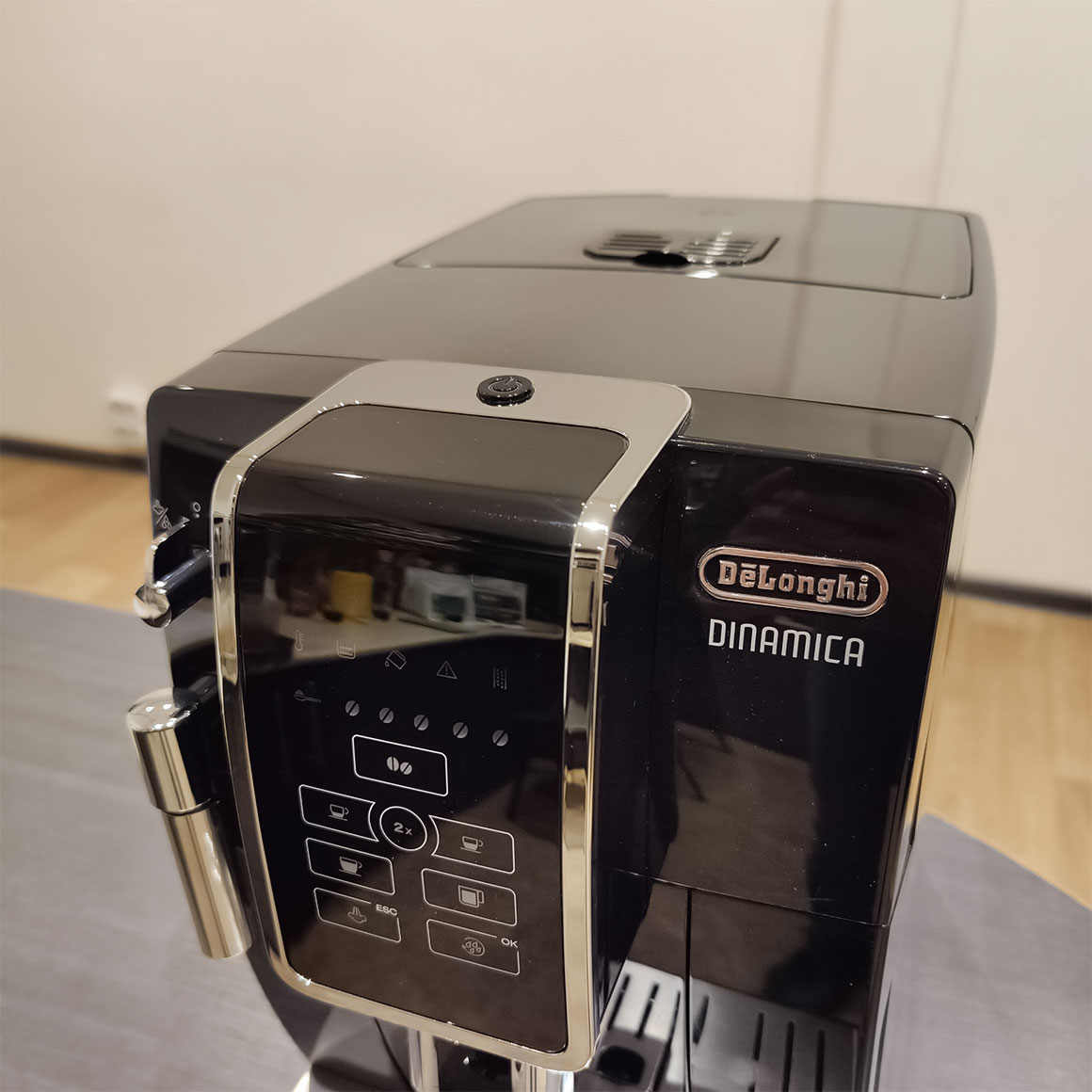 Кофемашина Delonghi Dinamica ECAM 350.15 B БУ — изображение 5