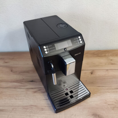Кофемашина Philips Series 3100 HD8831 БУ