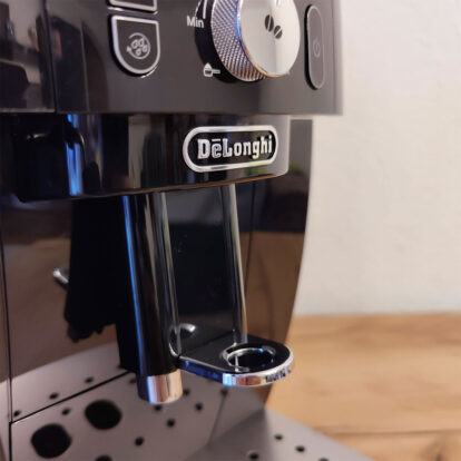 Кофемашина Delonghi Magnifica S Smart ECAM 230.13 B БУ — изображение 6